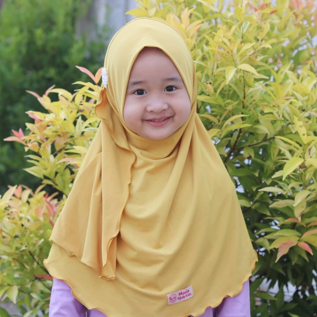 Aishwa Nahla Tak Hanya Pandai Bersholawat Balita Cantik Ini Juga Pandai Menabung