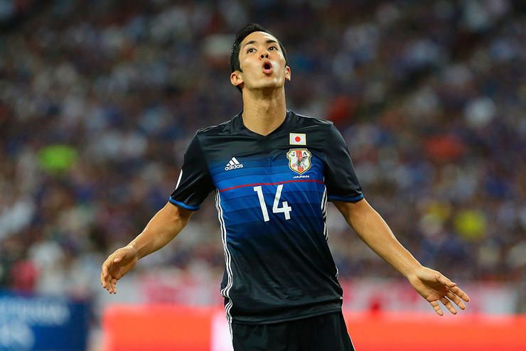 SINGAPORE - NOVEMBER 12:  Yoshinori Muto of Japan reacts after missing a goal during the 2018 FIFA W