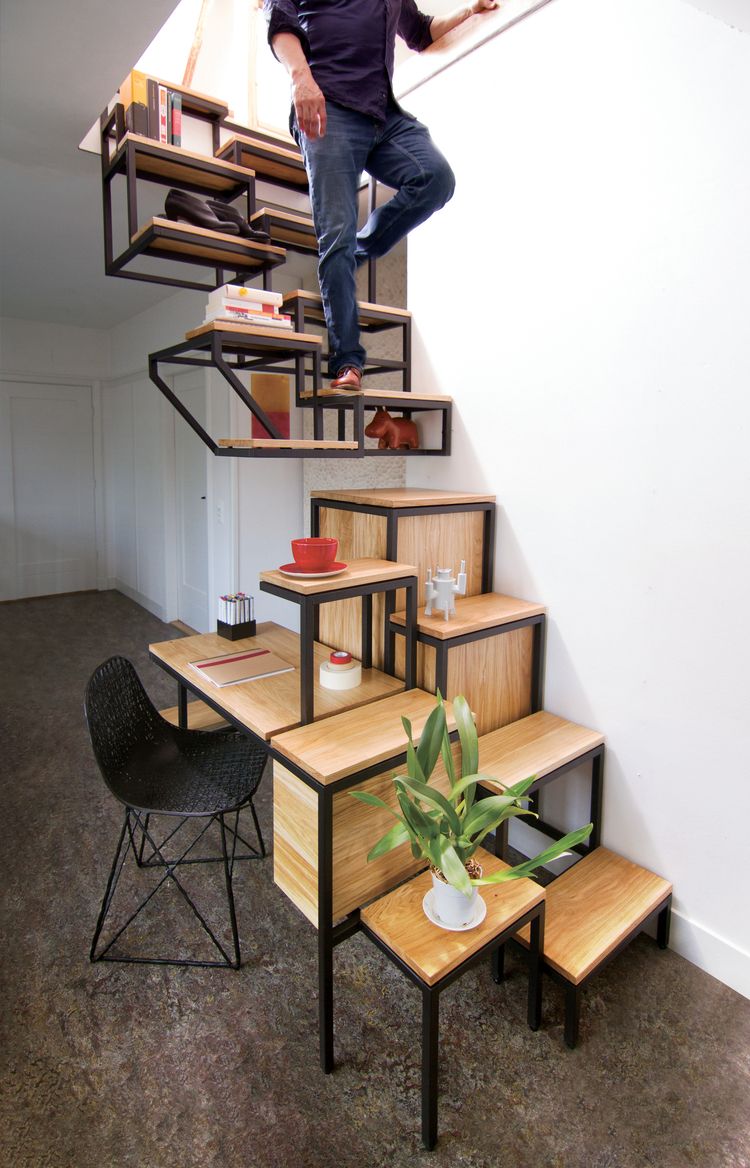 tangga dengan desain unik | dok. cdn.home-designing.com