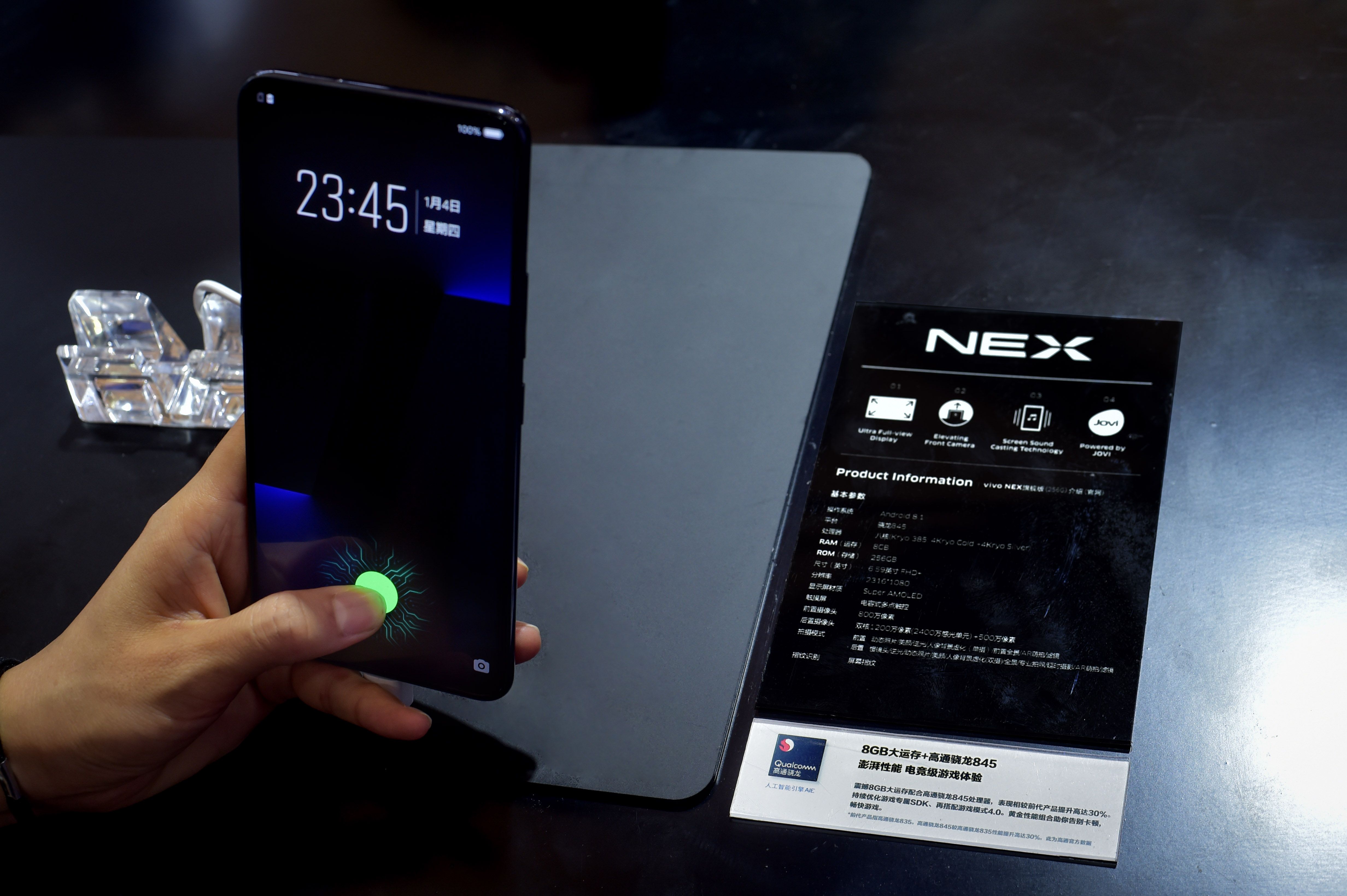 Teknologi finger print di layar yang dihadirkan Vivo Nex