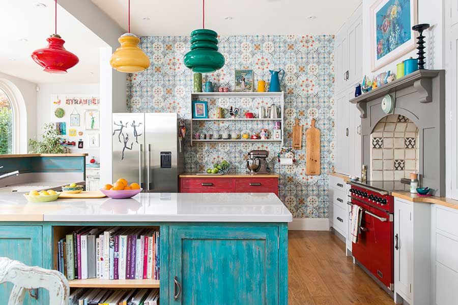 colorful kitchen | dok. cdn.mos.cms.futurecdn.net