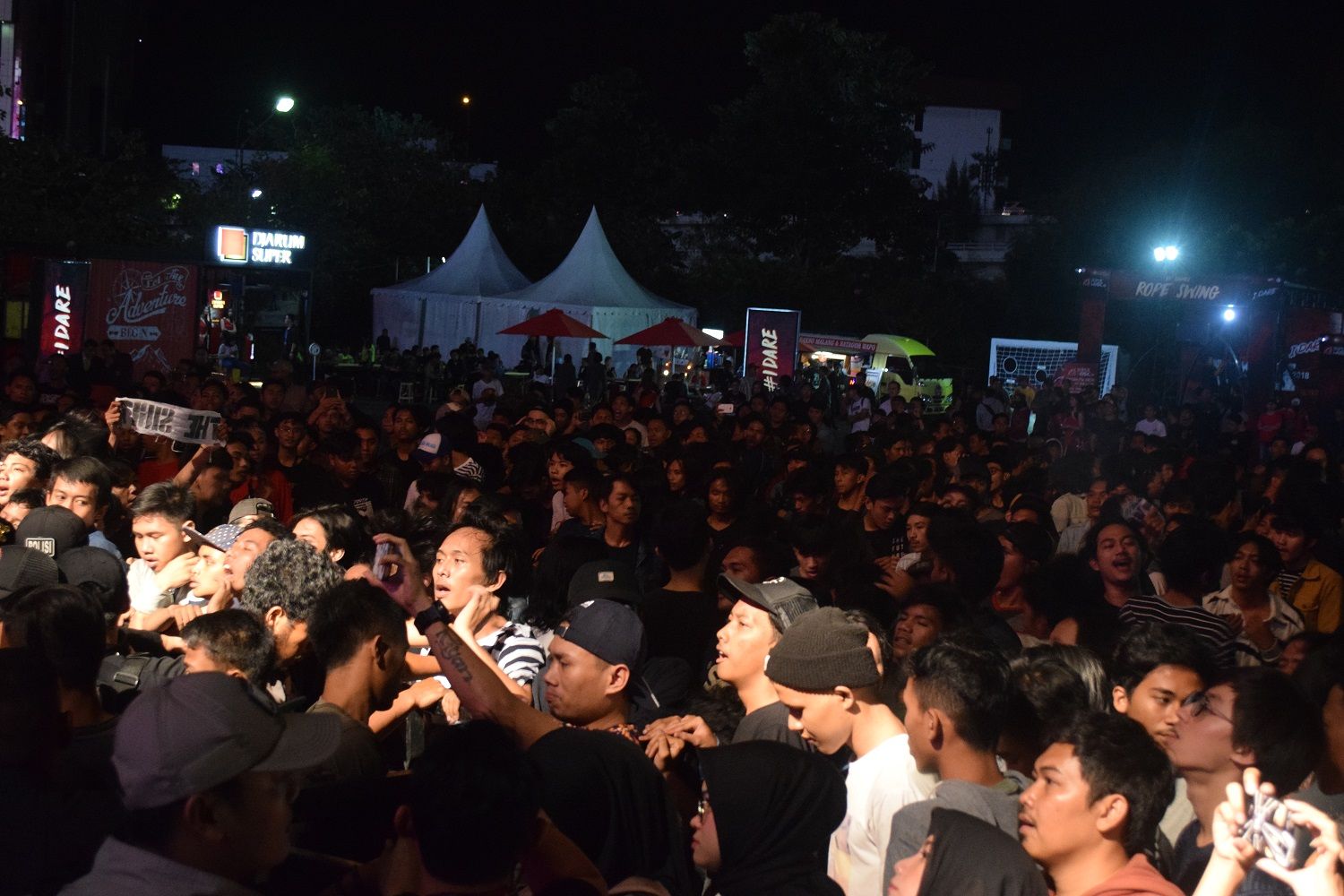 Suasana Dare to Rock 