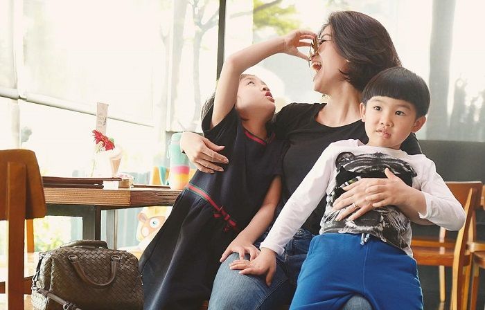 2 Anaknya Berkebutuhan Khusus Penyanyi Agatha Suci Kini Jadi Influencer Parenting