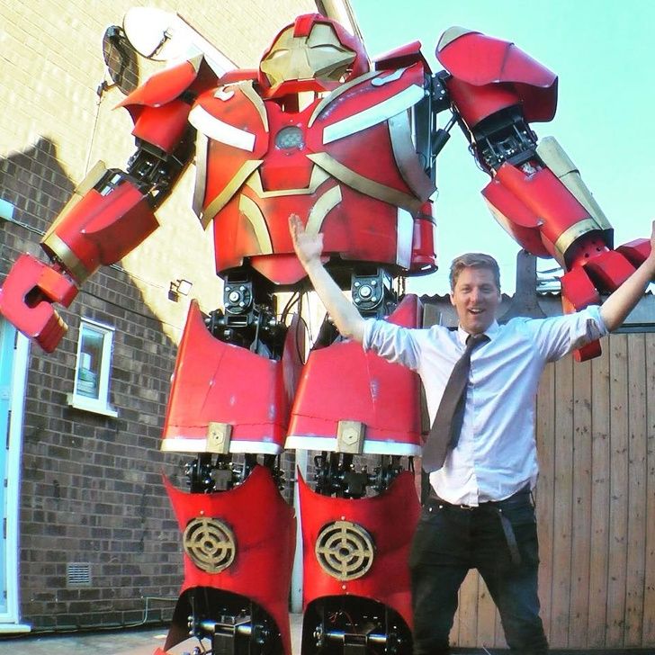 Colin Furze dan Hulkbuster buatannya