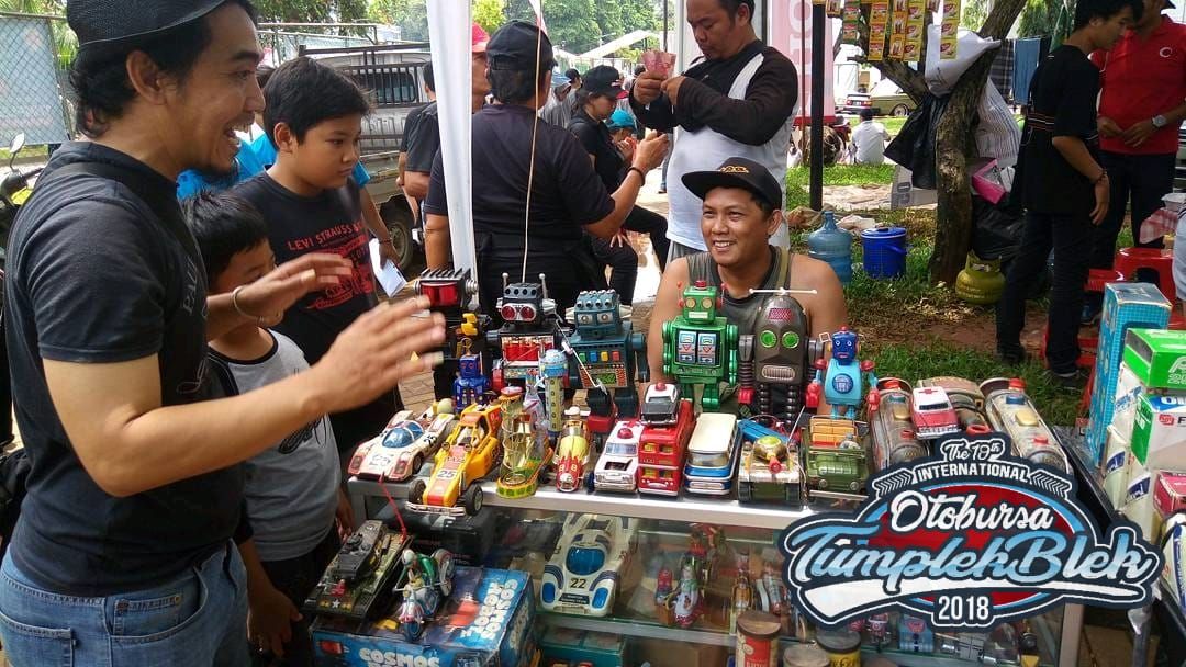 Barang-barang bekas di Otobursa