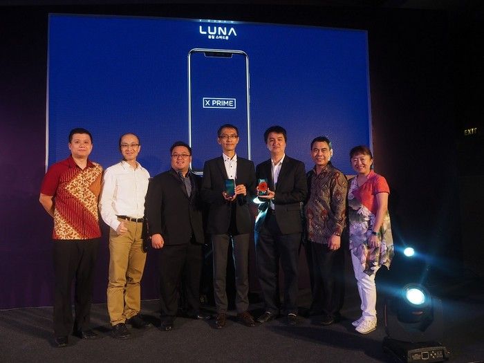 Manajemen LUNA dan Mediatek saat launching Luna X Prime