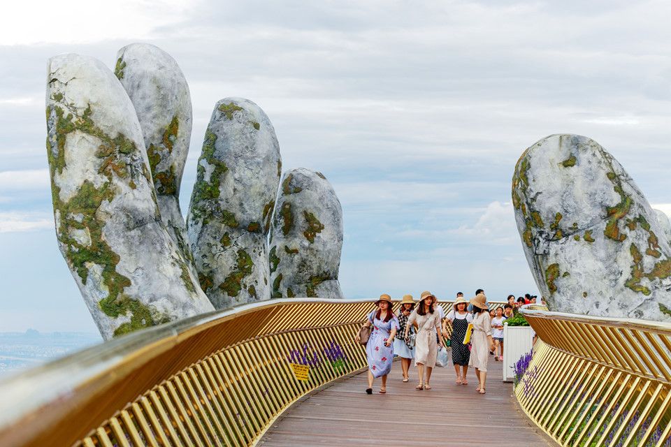 Golden Bridge di Ba Na Hills, Vietnam