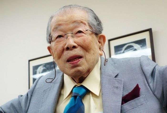 Dr. Shigeaki Hinohara 
