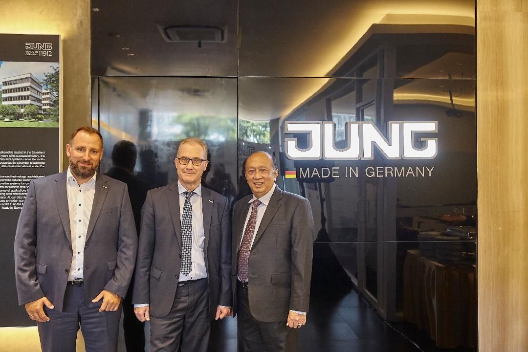 Mr. Andre Klauke - Marketing International of ALBRECHT JUNG GMBH & CO.KG & Mr. Wolfgang Becker- Export Manager of ALBRECHT JUNG GMBH & CO.KG & Bapak Tantro Sugio 