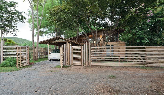 Rumah Bambu