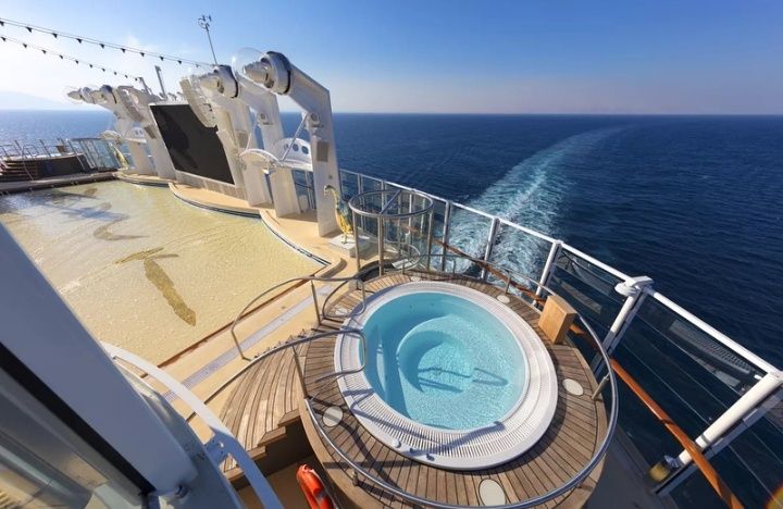 Kapal pesiar Dream Cruises