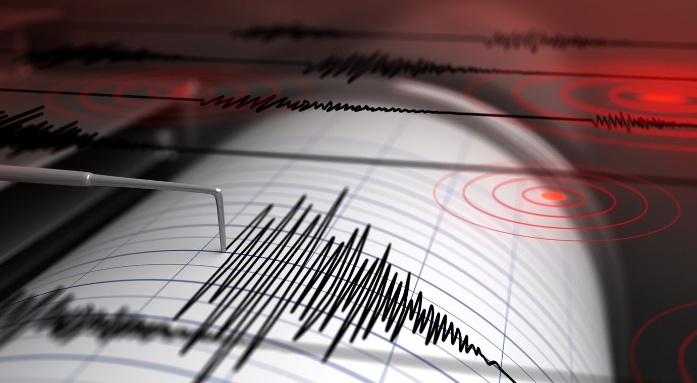 Seismograf mencatat besaran gempa.