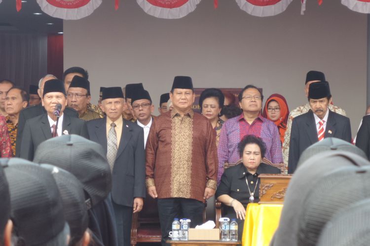 Prabowo mengikuti upacara kemerdekaan di Universitas Bung Karno  Artikel ini telah tayang di Kompas.com dengan judul 