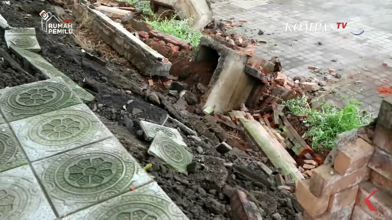 VIDEO: Gempa Lombok Bikin Tembok Bangunan Bersejarah di Bali Roboh