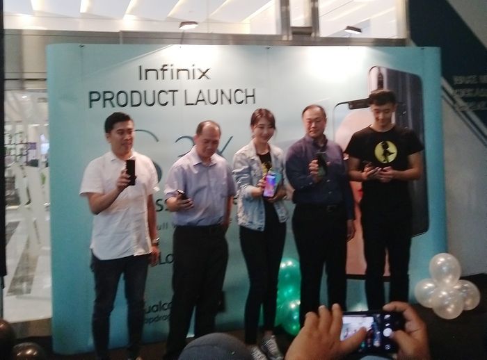 manajemen Infinix, Qualcom dan pabrikan