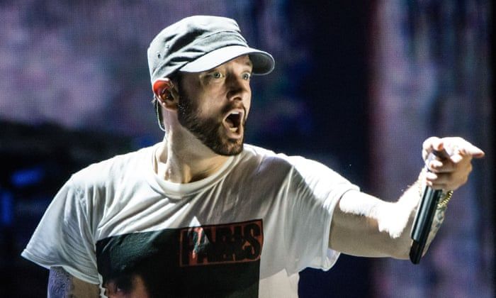 Eminem rilis album baru 'Kamikaze' secara mendadak