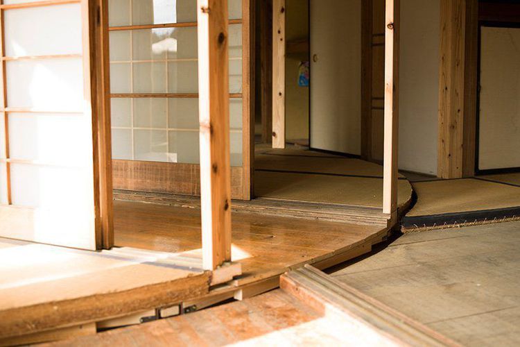  Rumah unik Mochida Atsuko yang dapat diputar 360 derajat.