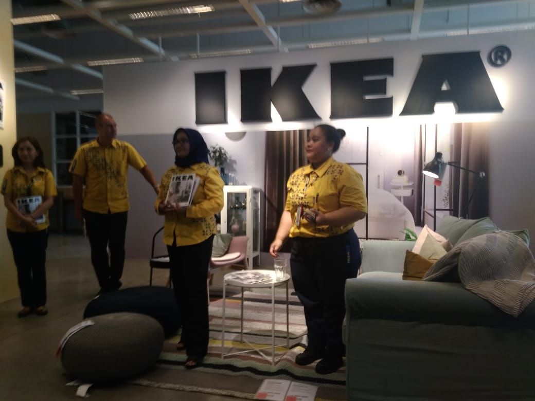  Peluncuran katalog IKEA