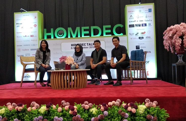 Talkshow dengan tema The HeART of Home, di acara Homedec 2018 yang bertempat di ICE BSD, Serpong, Tangerang, Minggu (10/9).  Talkshow ini diisi oleh dua pembicara utama yaitu Chairul Amal Septono dari Himpunan Desainer Interior Indonesia (HDII) dan Sissy Prima Laila dari RukuRuku.