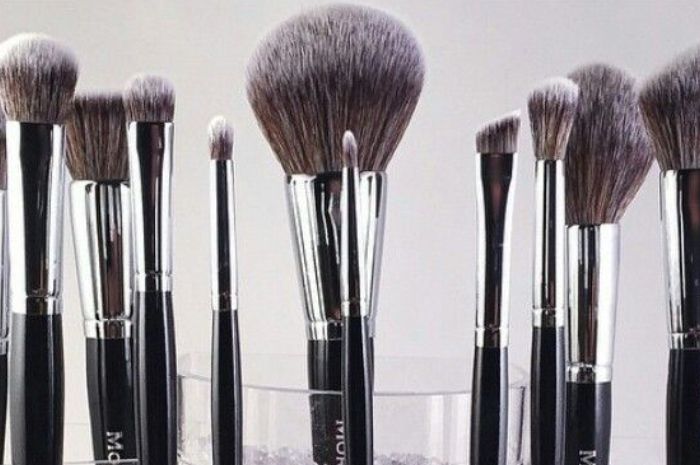 5 Rekomendasi Brush Set Untuk Dapatkan Makeup Flawless Ala Mua Profesional Semua Halaman Stylo 5 Rekomendasi Brush Set Untuk Dapatkan Makeup Flawless Ala Mua Profesional Semua Halaman Stylo