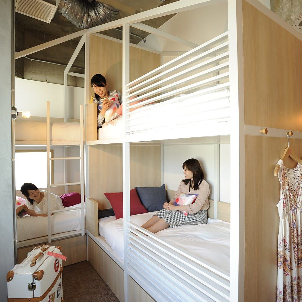 Kamar tidur tipe asrama di Cafetel