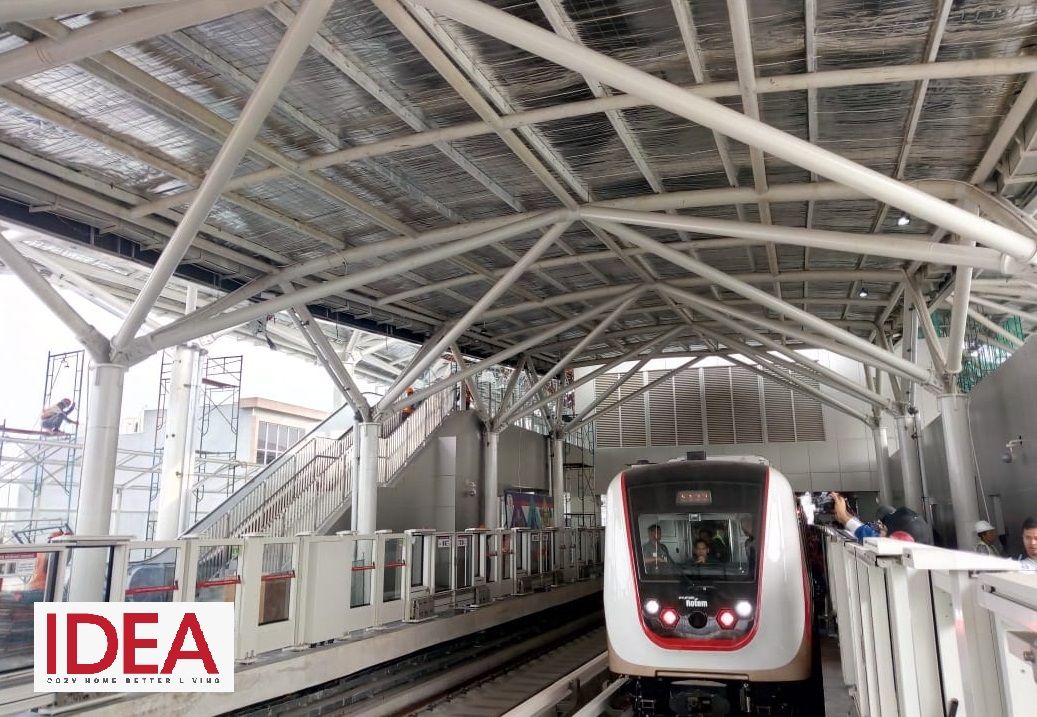 Stasiun LRT Velodrome Rawamangun saat uji coba, Kamis (13/9)