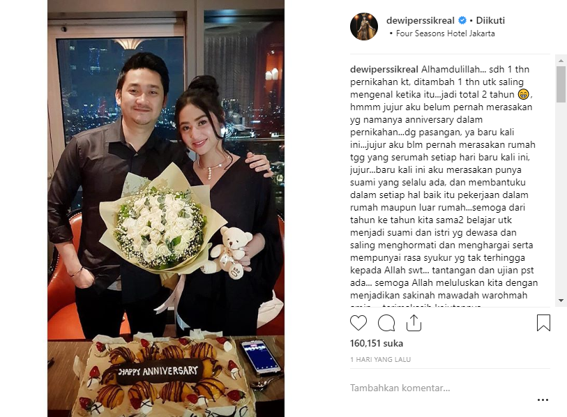Dewi Perssik mengaku baru pertama kali merayakan anniversary meski sudah 3 kali menikah.