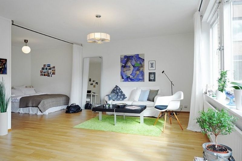 Bermain warna soft furniture di apartemen mungil