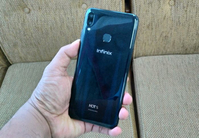 Infinix S3X belakang