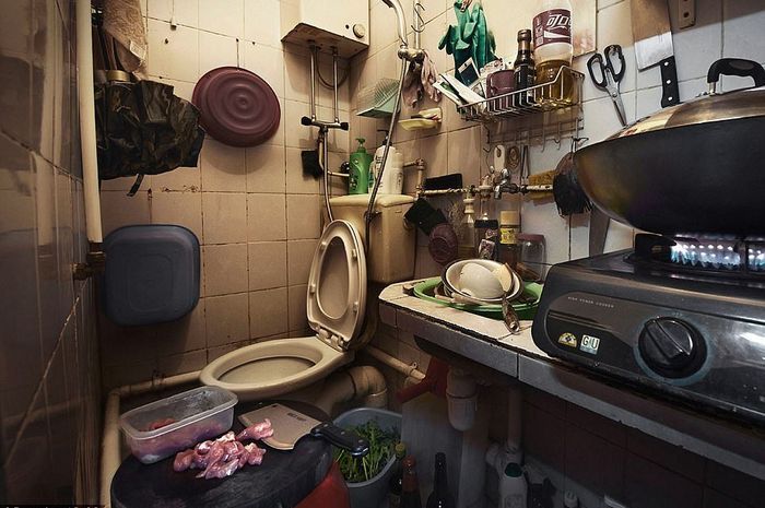 Kondisi apartemen kumuh di Hongkong