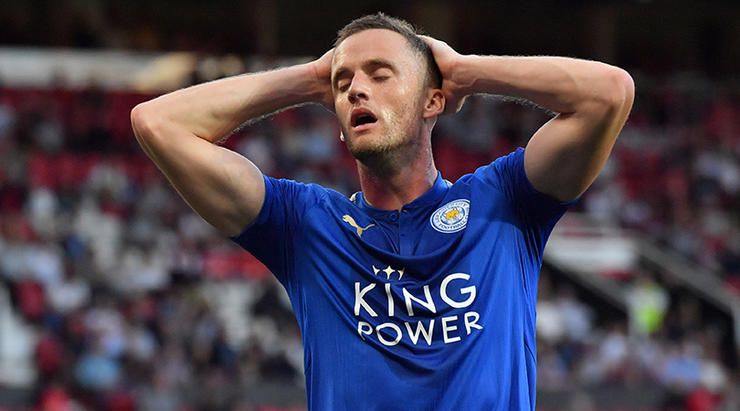 Leicester City's Andy King rues a missed chance to score