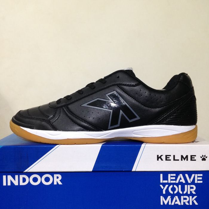 Kelme K-Strong