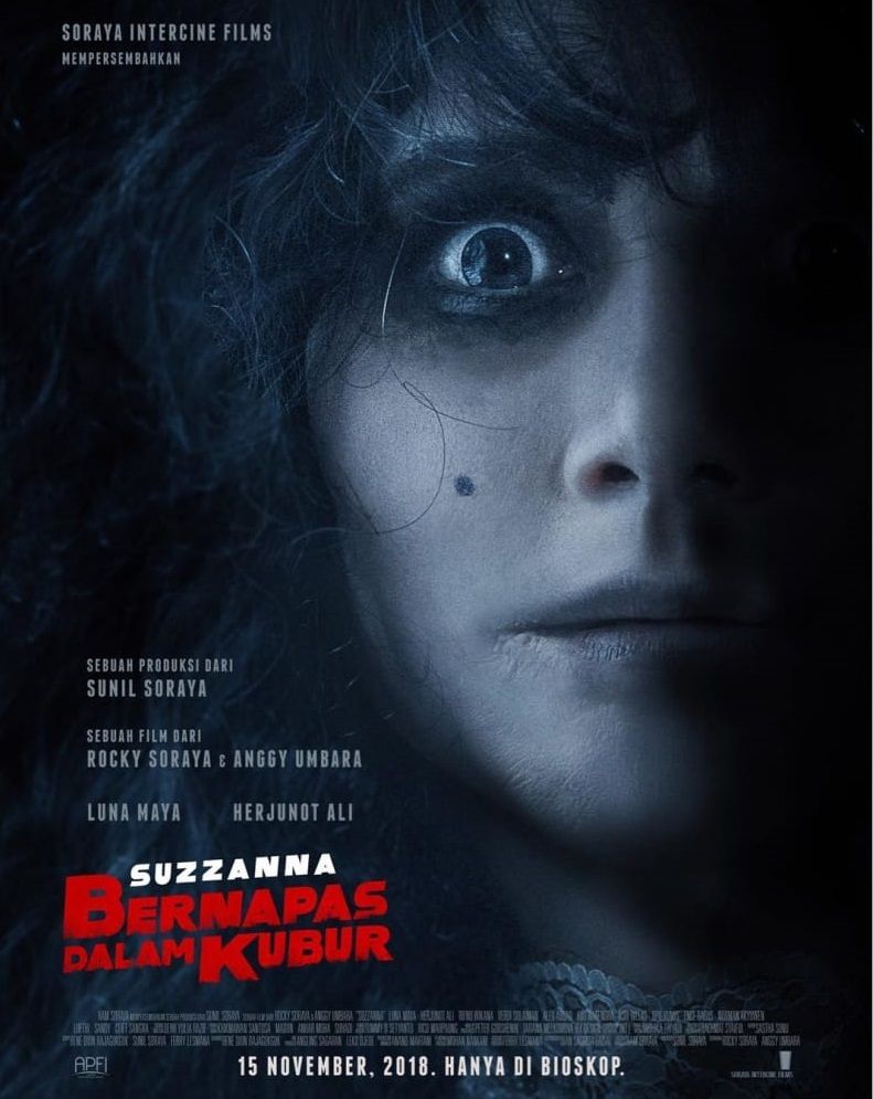 Poster film Suzzanna: bernafas Dalam Kubur
