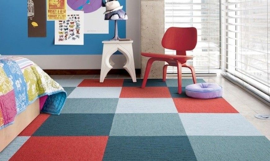 Gunakan warna karpet beraneka warna