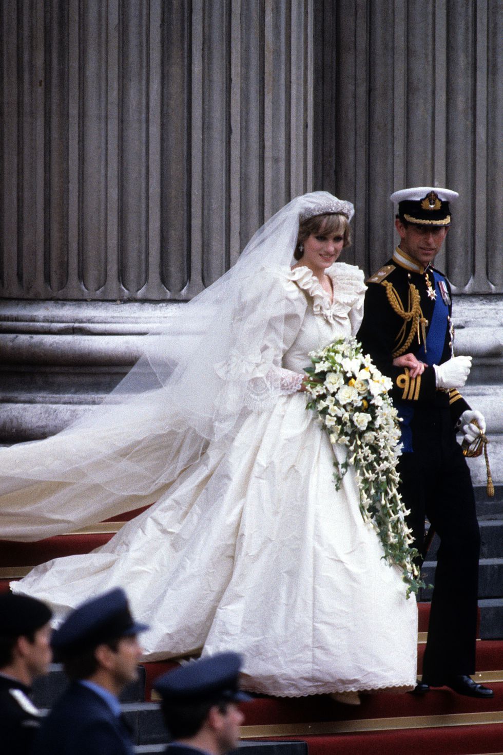 Putri Diana dan Pangeran Charles (1981).