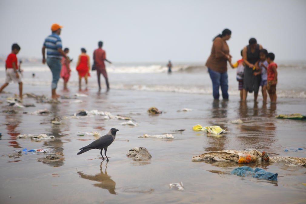 Sampah plastik.