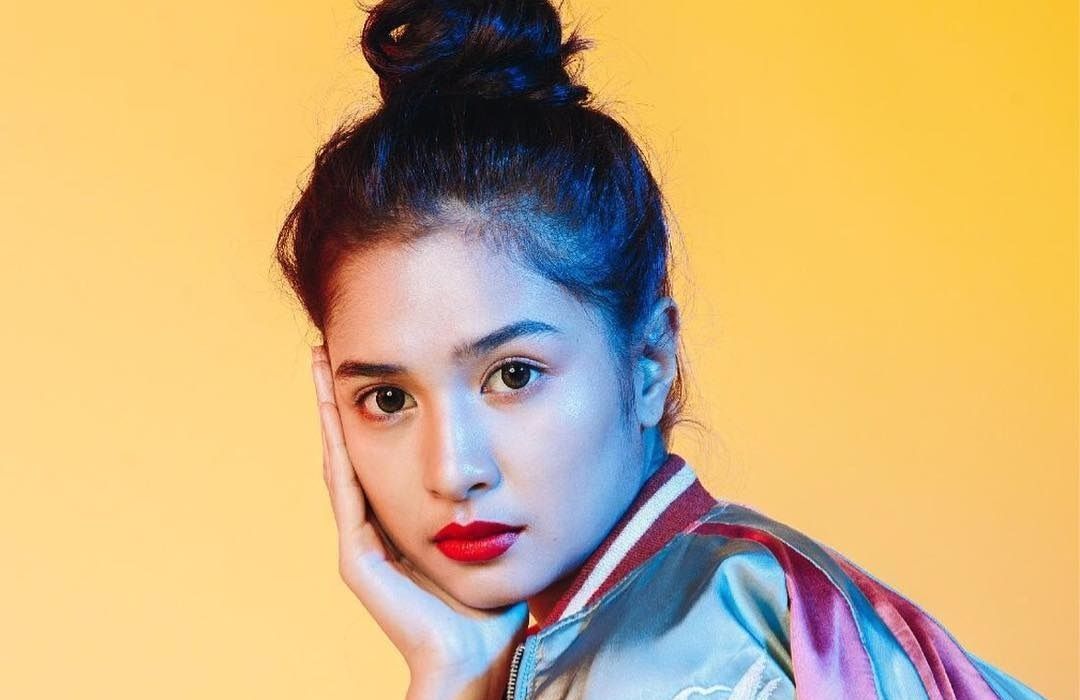 9 Inspirasi Gaya Rambut Bun Atau Cepol Kekinian Ala Seleb Indonesia Semua Halaman Cewekbanget 9 Inspirasi Gaya Rambut Bun Atau Cepol Kekinian Ala Seleb Indonesia Semua Halaman Cewekbanget