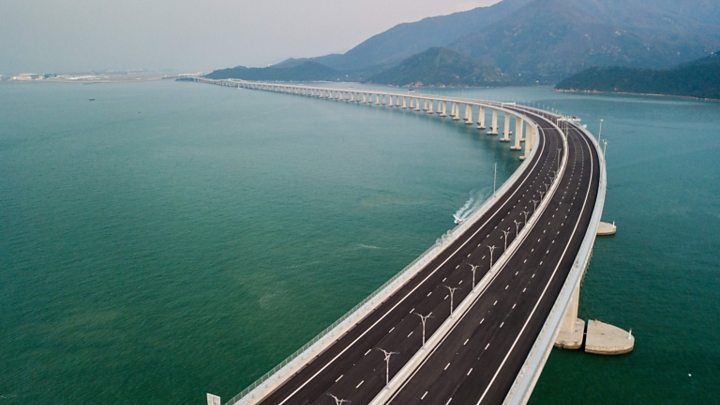 Jembatan laut terpanjang di China