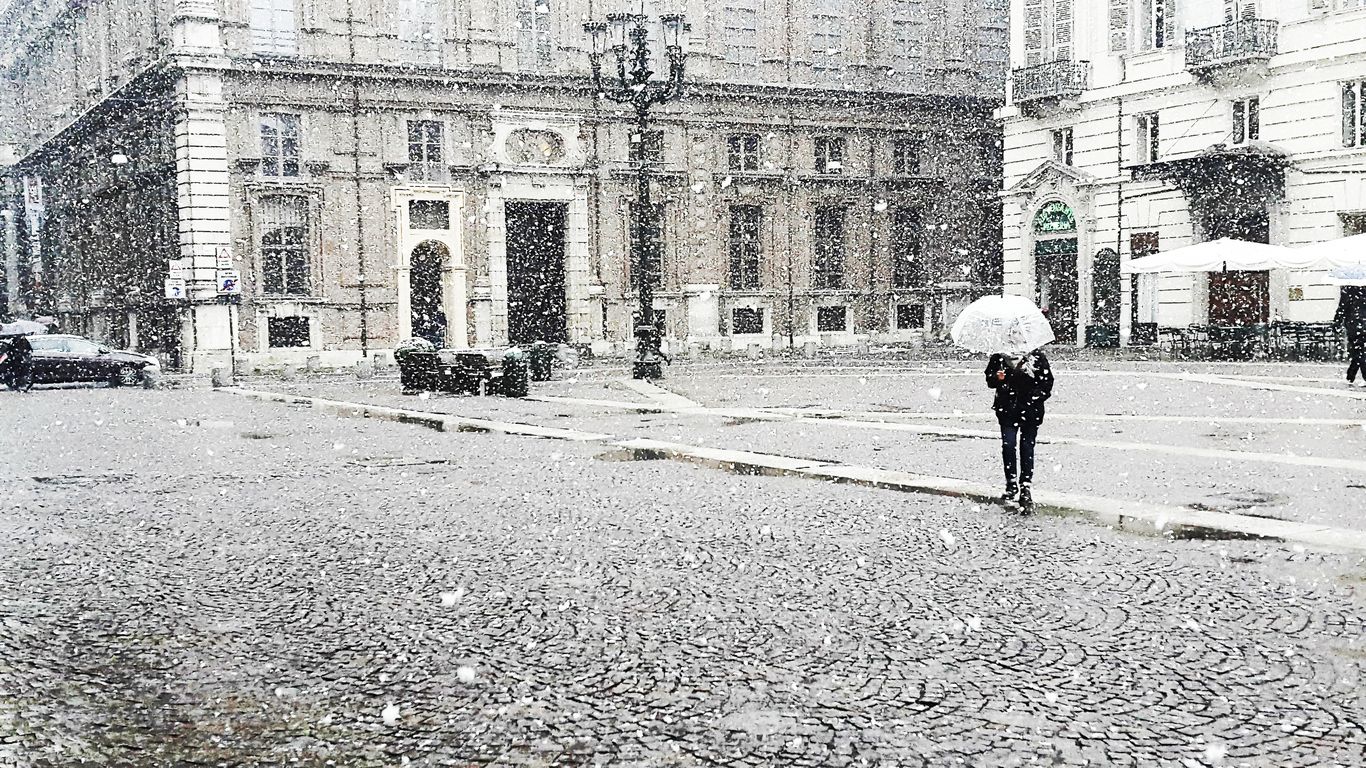 Apakah Hujan Salju Bisa Terjadi Di Indonesia - Semua Halaman - Bobo