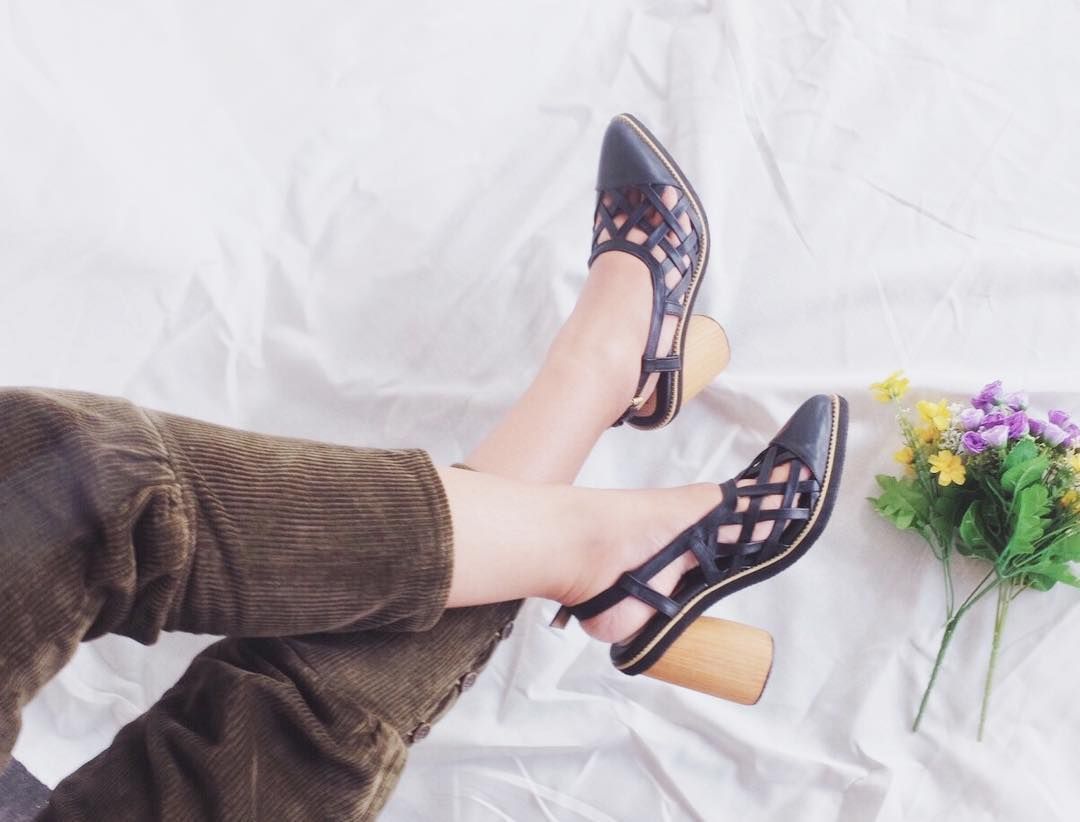 5 Online Shop Ini Jual High Heels Kondangan Dengan Harga Terjangkau Stylo