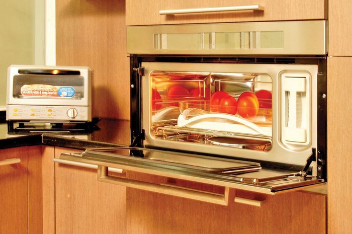 membanting pintu microwave bisa merusak microwave