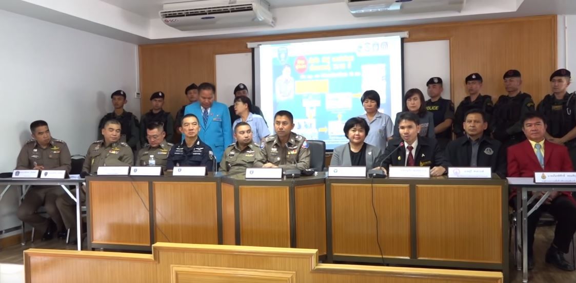 Konferensi pers yang dilakukan kepolisian Thailand. 