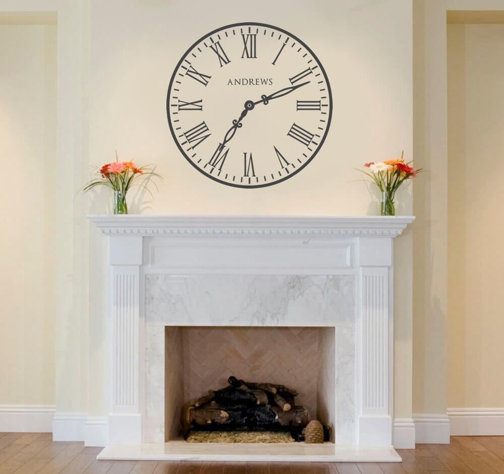 Wallpaper jam dinding cocok diaplikasikan di ruang tamu atau ruang keluarga
