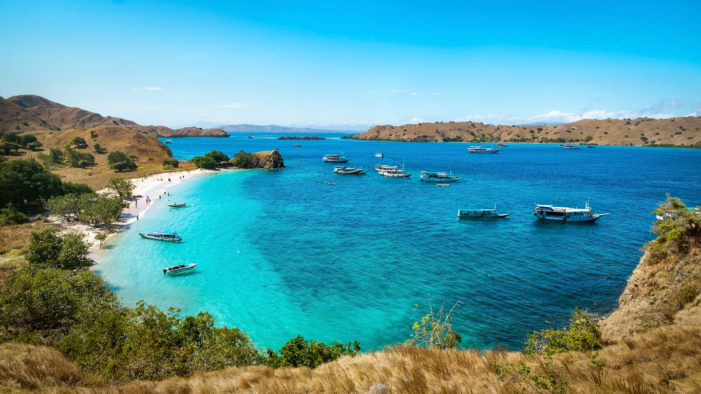 Pink Beach, Perairan Komodo