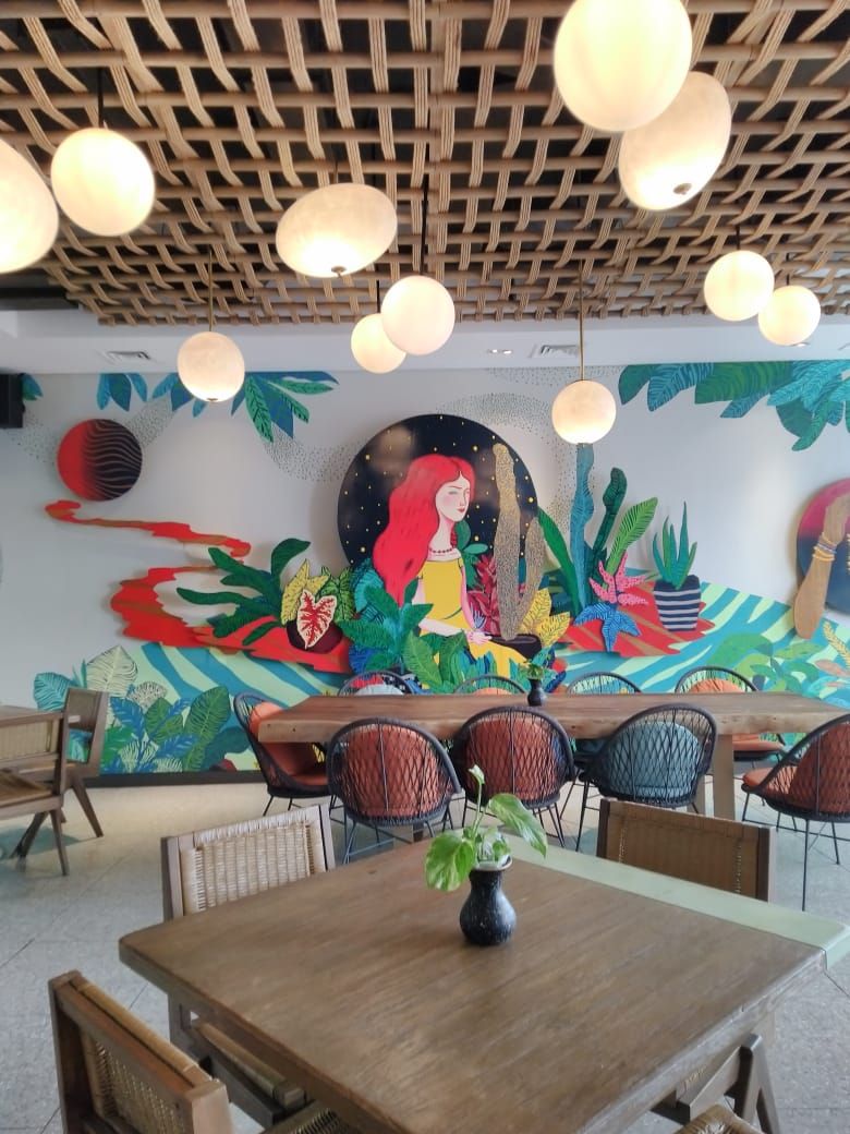 ROCA, Restoran dengan Dekorasi Seni yang Menyenangkan