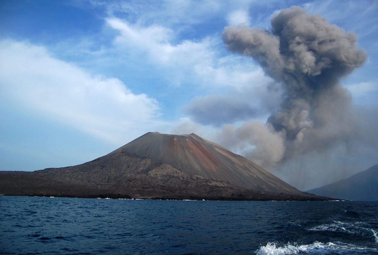 Anak Gunung Krakatau.