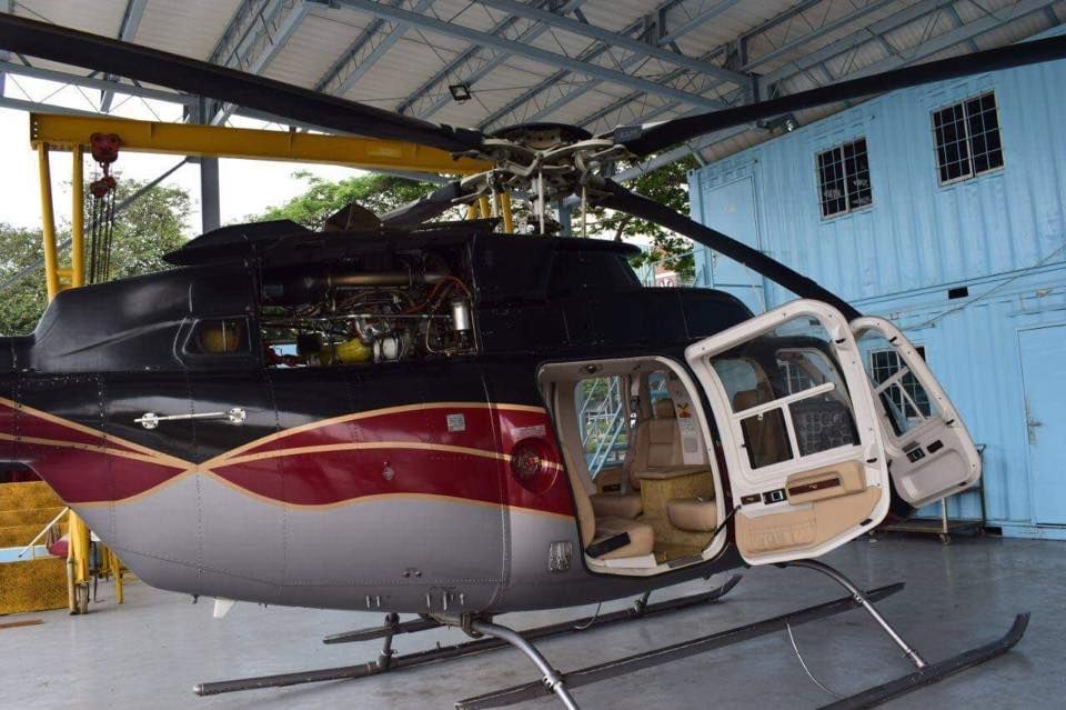 foto helikopter yang ditawarkan Rahman