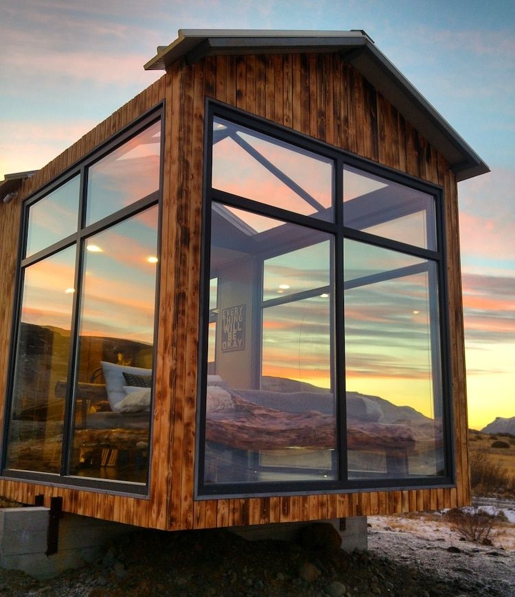 Tampilan penginapan Panorama Glass Lodge