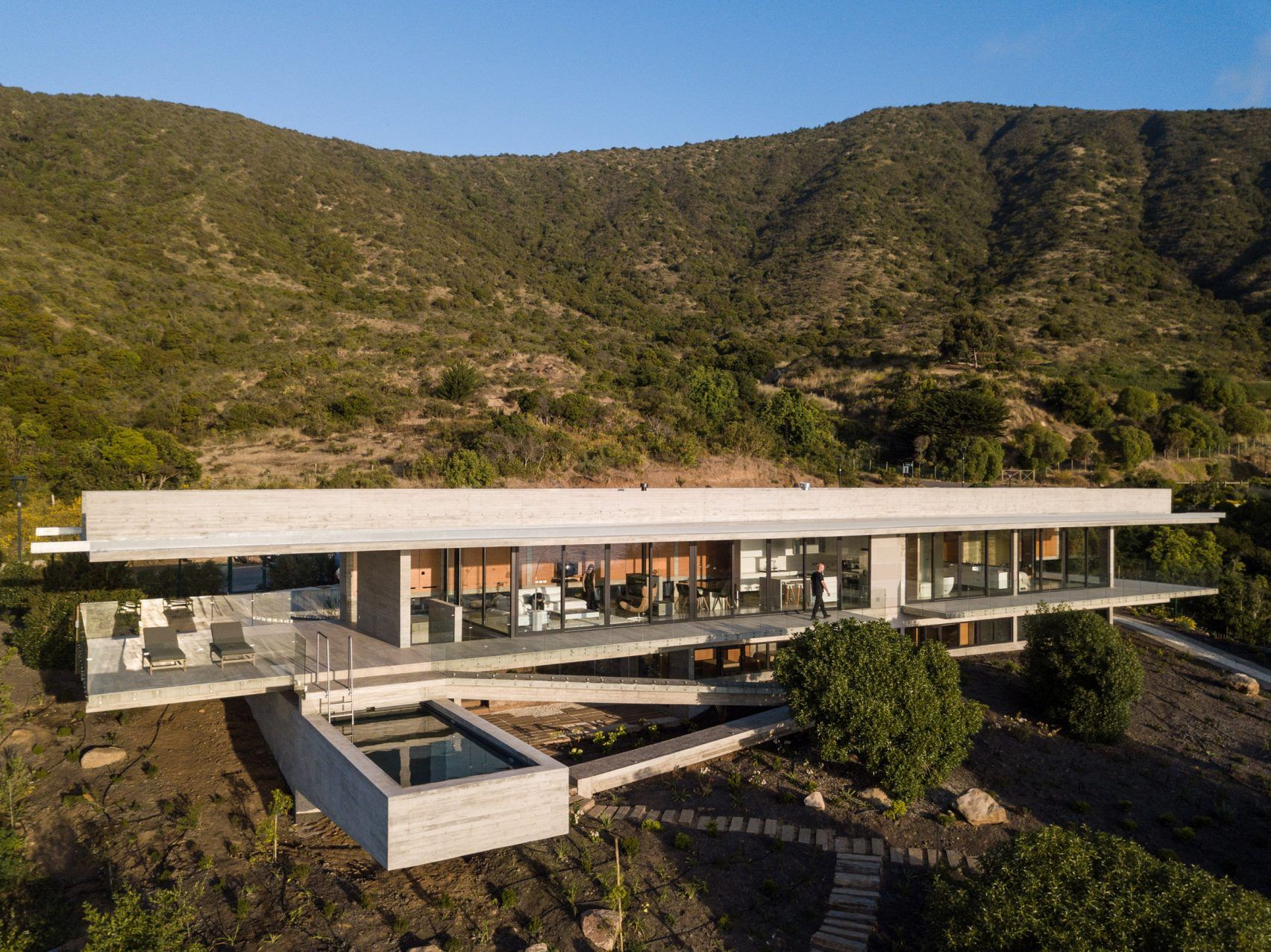 H House, Chili, oleh Felipe Assadi Arquitectos