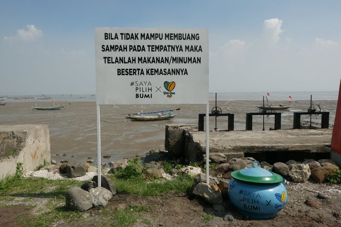 Rambu kebersihan buatan komunitas Saya Pilih Bumi x Gara-Gara Kopi